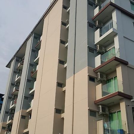 Aspen Residence Chonburi Luaran gambar