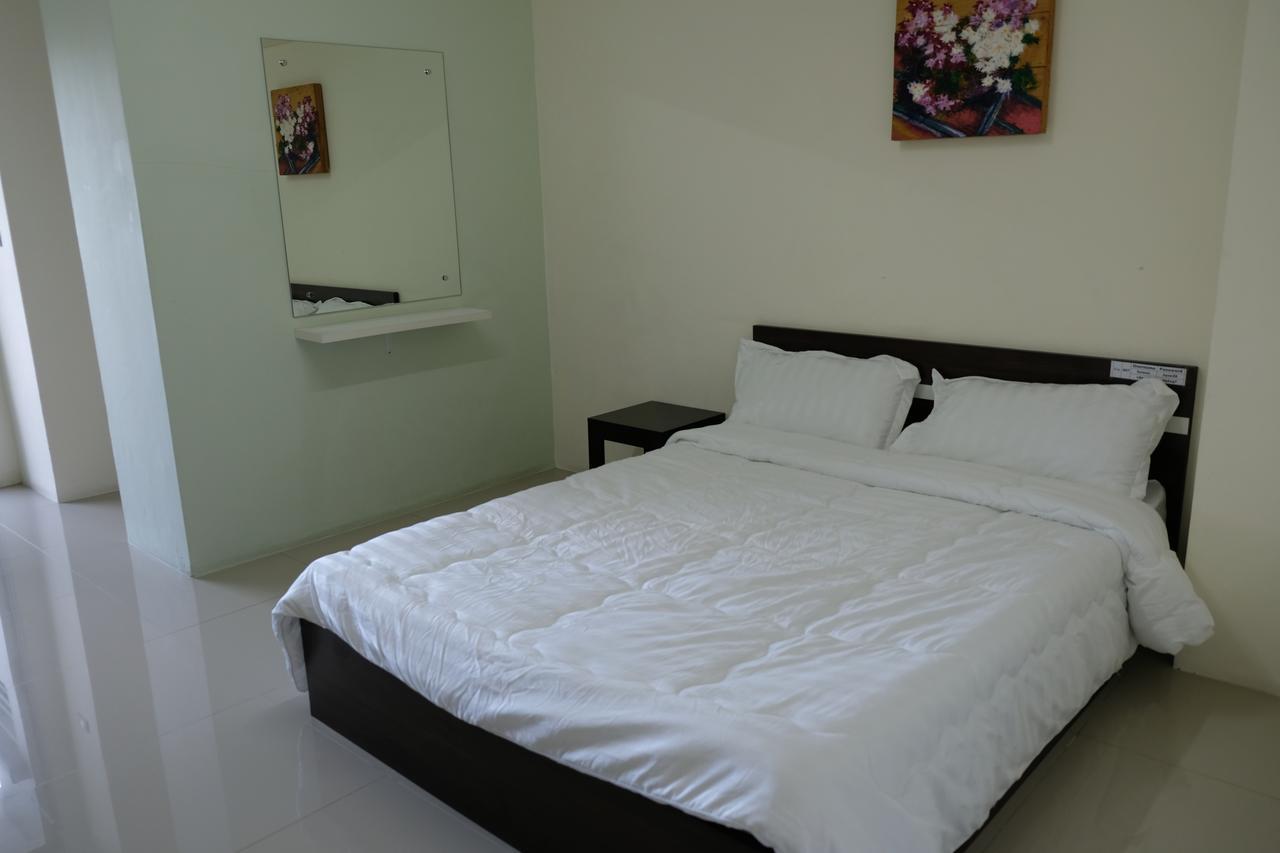Aspen Residence Chonburi Luaran gambar